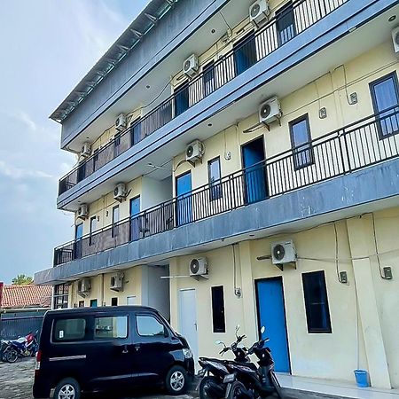 Richmond Guest House Cirebon Redpartner Εξωτερικό φωτογραφία
