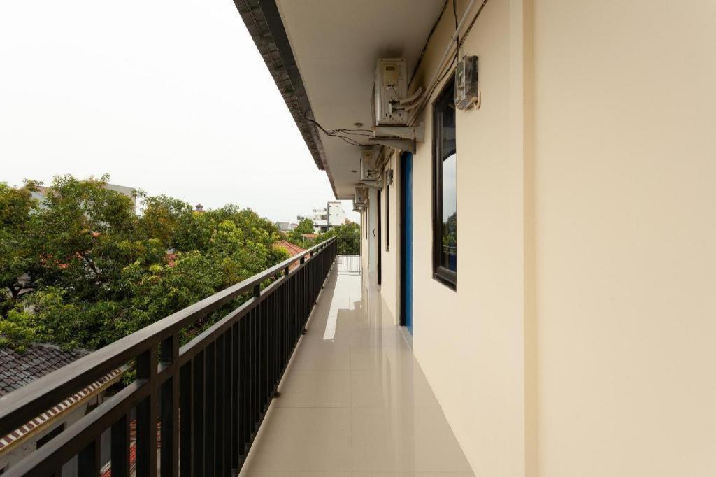 Richmond Guest House Cirebon Redpartner Εξωτερικό φωτογραφία